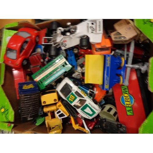 310 - A LARGE QUANTITY OF CARS AND TRUCKS