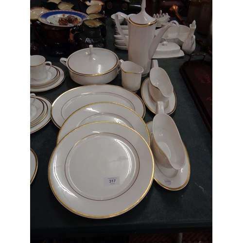 317 - A THIRTY NINE PIECE SPODE 'GOLDEN ETERNITY' COFFEE SET TO INCLUDE VARIOUS TABLE WARE ITEMS