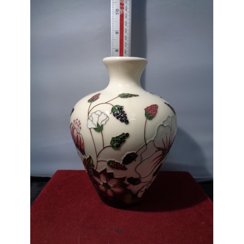 742 - A MOORCROFT 'BRAMBLE REVISITED' VASE H: 17CM