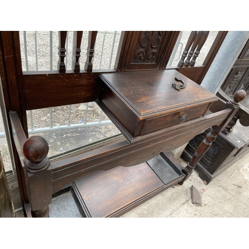 2005 - A VICTORIAN OAK MIRRORED HALL STAND WITH TURNED UPRIGHTS, CARVED CENTRE PANEL AND TWO METALWARE DRIP... 