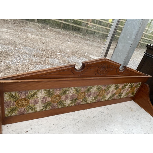 2041 - A VICTORIAN SATINWOOD AND PITCH PINE MARBLE TOP WASHSTAND WITH TILE BACK, 42