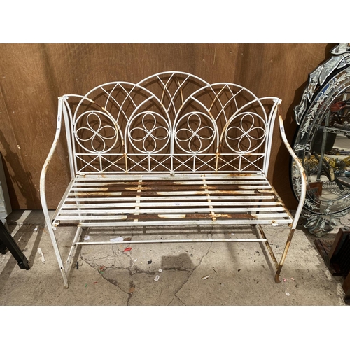 1232 - A WHITE PAINTED ALUMINIUM GARDEN BENCH