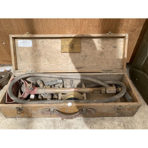 1238 - A VINTAGE NABIC HYDRAULIC TEST PUMP