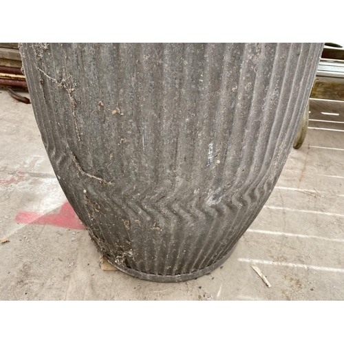 1280 - A VINTAGE GALVANISED DOLLEY TUB