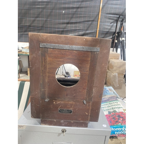 1374 - A VINTAGE WOODEN CAMERA