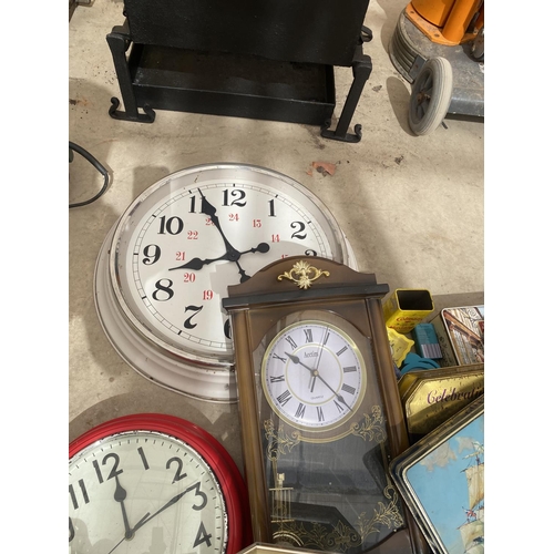 1429 - A LARGE ASSORTMENT OF VINTAGE TINS AND CLOCKS ETC