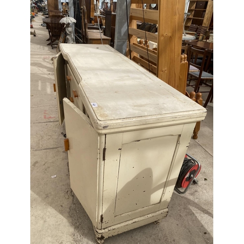 1497 - A VINTAGE SIDEBOARD ENCLOSING TWO CUPBOARDS AND THREE DRAWERS