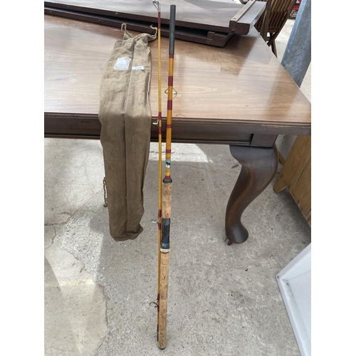 1524 - A VINTAGE BLACKSEAL 7' BOAT ROD