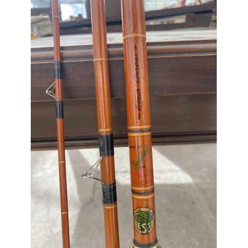 1526 - A SEALEY BLACK ARROW FLOAT ROD DE-LUXE 3 PIECE IN ORIGINAL BAG