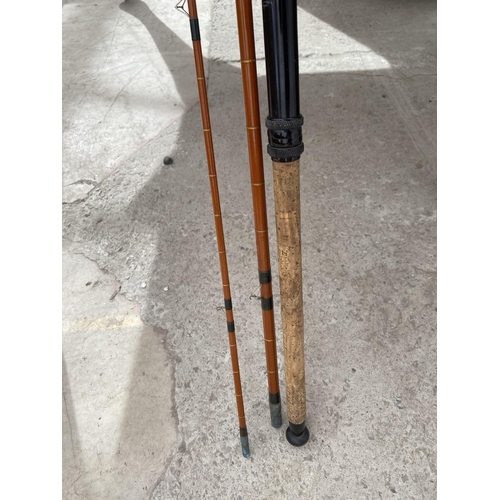 1526 - A SEALEY BLACK ARROW FLOAT ROD DE-LUXE 3 PIECE IN ORIGINAL BAG