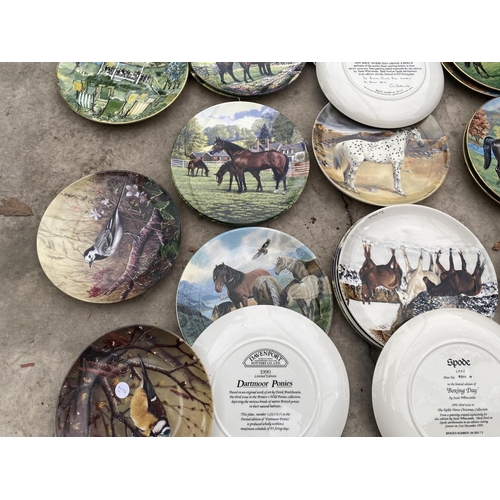 1614 - A LARGE COLLECTION OF DECORATIVE CERAMIC PLATES DEPICTING ANIMALS