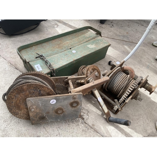 1618 - A VINTAGE METAL TOOL BOX AND THREE WINCHES