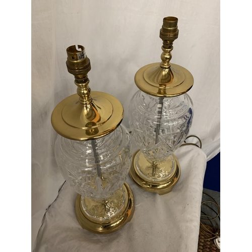 165 - A PAIR OF CUT GLASS TABLE LAMPS WITH BRASS DETAIL H:20