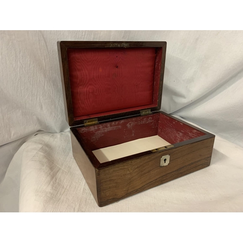 77 - A VINTAGE MAHOGANY BOX WITH MOTHER OF PEARL INLAID STAMP 1705CM X 14.5CM X 24.5CM