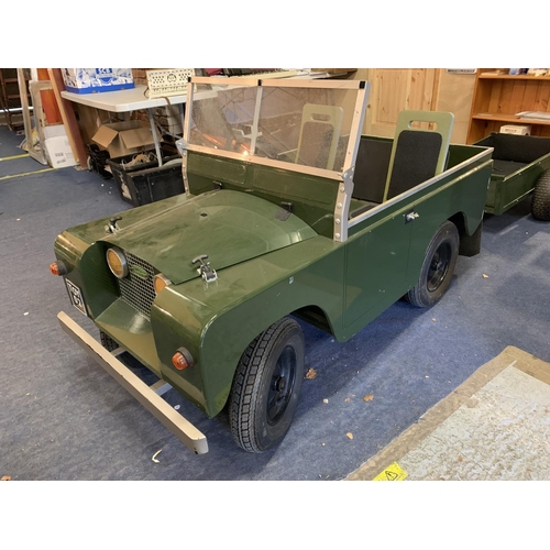 90 - A REPLICA CHILDRENS ELECTRIC LANDROVER AND TRAILER SERIES 2 RECREATED BY TOYLANDER INCLUDES FORWARD/... 