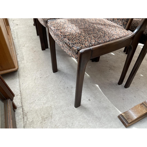 2058 - A SET OF SIX RETRO MID 20TH CENTURY BEECH DINING CHAIRS WITH UPHOLSTERED SEATS AND BACKS