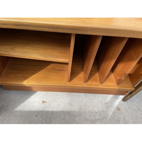 2068 - A RETRO TEAK RECORD/STORAGE UNIT 38.5