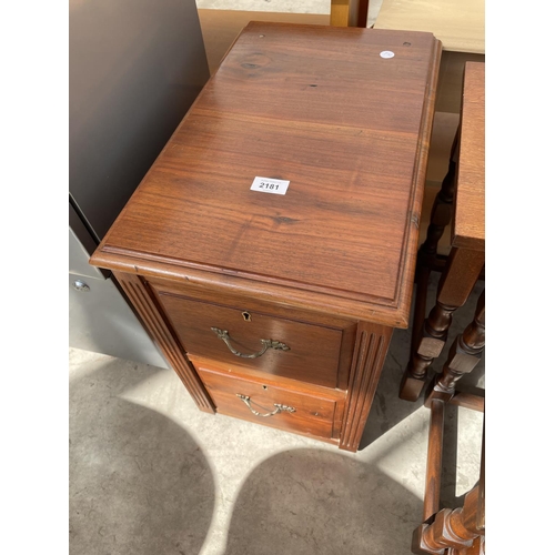 2181 - A NEST OF THREE OAK TABLES AND SMALL DRAWER CHEST