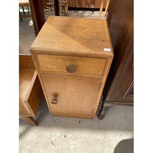 2185 - A MID 20TH CENTURY LIGHT OAK DRESSING TABLE AND LOCKER BY 'MEREDEW FURNITURE'