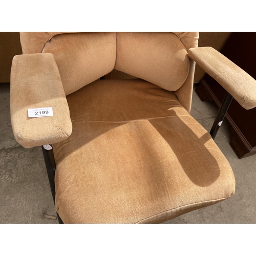 2199 - A 1970'S TUBULAR FRAMED RECLINER ARMCHAIR