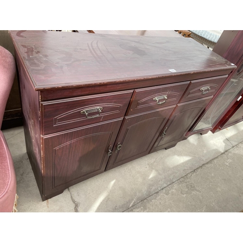 2250 - A MODERN MAHOGANY EFFECT LOW UNIT, CORNER CUPBOARD AND SIDEBOARD