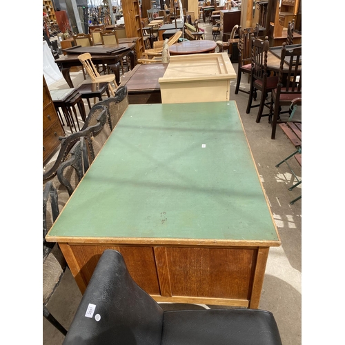 2252 - A 1950'S LIGHT OAK TWIN PEDESTAL OFFICE DESK, 60X36