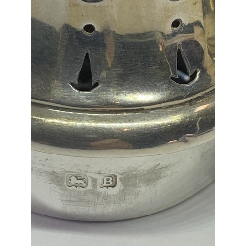 542 - A HALLMARKED BIRMINGHAM 1926 SILVER SUGAR SHAKER GROSS WEIGHT 85g