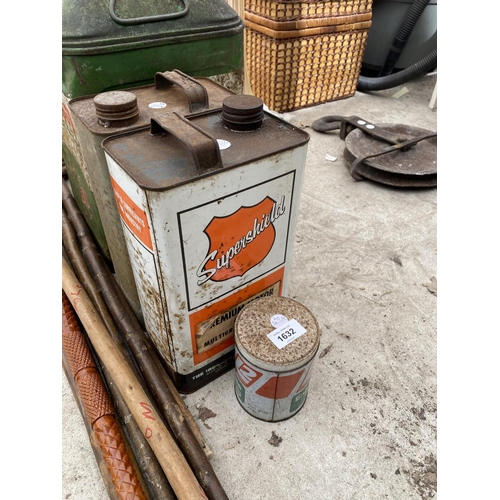 1632 - A VINTAGE CASTROL OIL DRUM, 2 FURTHER VINTAGE OIL CANS, ONE BEING A VIC MOORES PETROL CAN AND A COLE... 