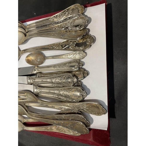 610 - AN ASSORTMENT OF FLATWARE ITEMS MARKED 800  GROSS WEIGHT 1138g