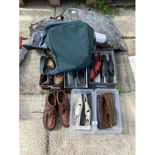 1712 - AN ASSORTMENT OF BAGS AND SHOES