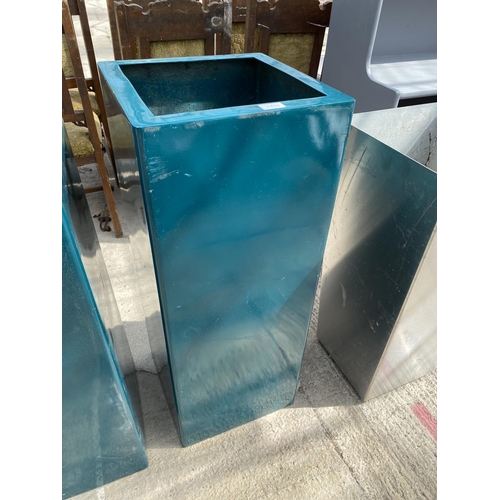 1751 - A PAIR OF GREEN SQUARE FIBRE GLASS PLANTERS (H:90CM)