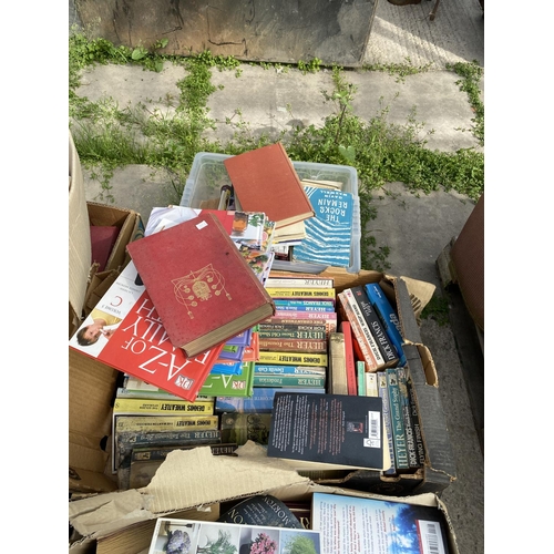 1842 - A LARGE ASSORTMENT OF BOOKS TO INCLUDE HORTICULTURE AND ROYAL BOOKS ETC