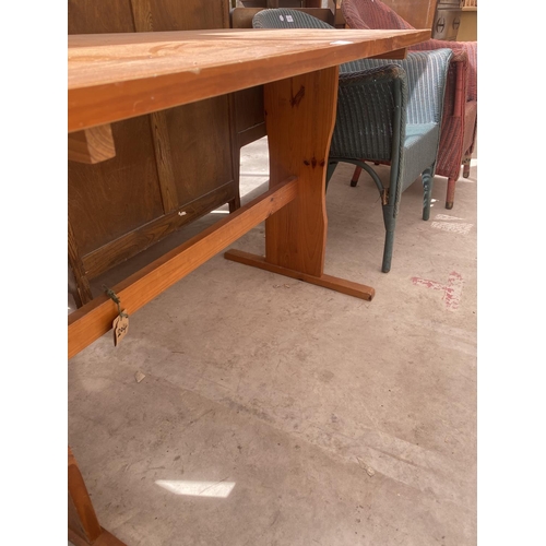 2125 - A MODERN PINE KITCHEN TABLE, 44.5X23.5