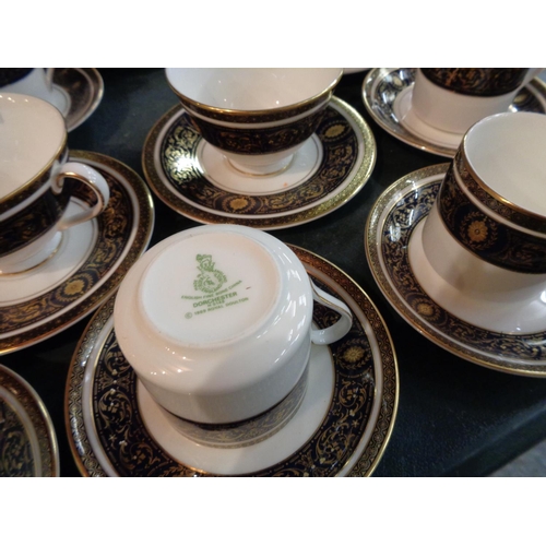 809 - AN ASSORTMENT OF CHINA TO INCLUDE ROYAL DOULTON 'DORCHESTER' ETC