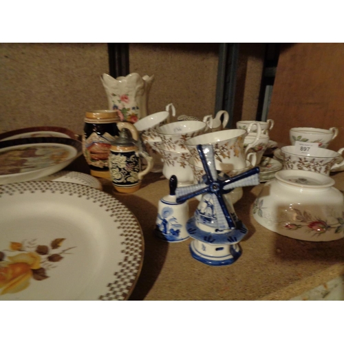 897 - A SELECTION OF CHINA TEA WARE PARAGON 'BRIDAL ROSE', DECORATIVE PLATES, BLUE AND WHITE ETC