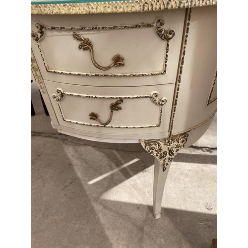 2211 - A CREAM AND GILT DRESSING TABLE WITH TRIPLE MIRROR