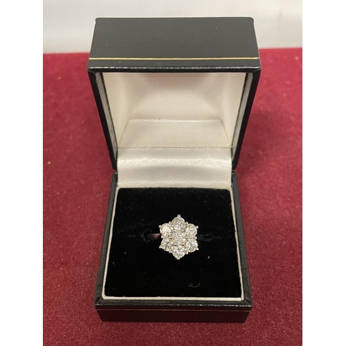 505 - AN 18 CARAT WHITE GOLD CLUSTER RING WITH 2 CARATS OF DIAMONDS IN A PRESENTATION BOX