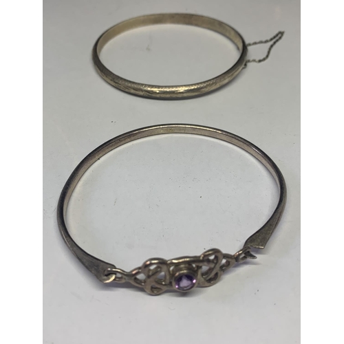 531 - TWO SILVER BANGLES WITH PRESENTATION BOX