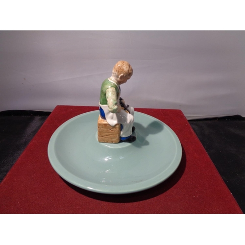 736 - A BESWICK COBBLER SHOEMAKER DISH TIMPSON SHOES