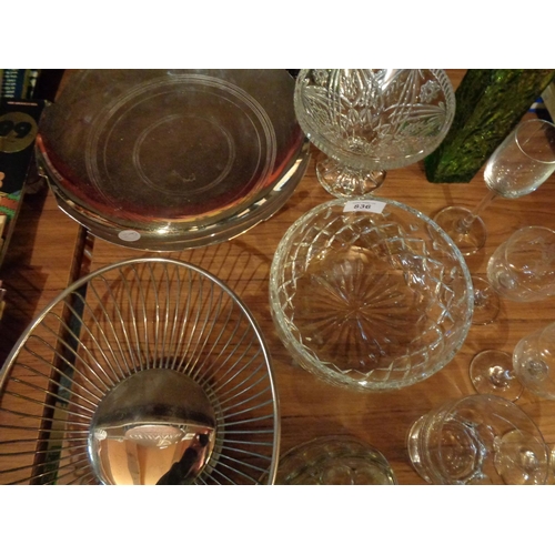 836 - AN ASSORTMENT OF GLASS ITEMS TO ALSO INCLUDE A SILVER PLATE COMPORT AND DECORATIVE FRUIT BOWL