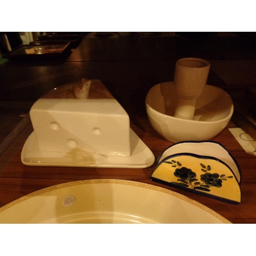 863 - FOUR CERAMIC ITEMS TO INCLUDE A MYOTT MEAT PLATTER, A LARGECHEESE DISH ETC