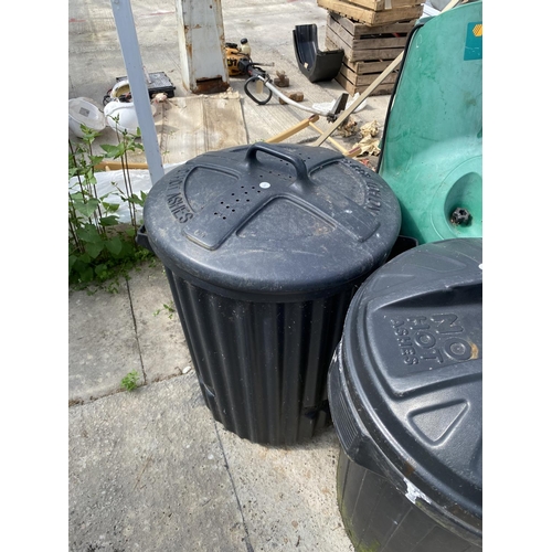 1733 - A BLACK AND DECKER SHREDDER AND TWO DUST BINS