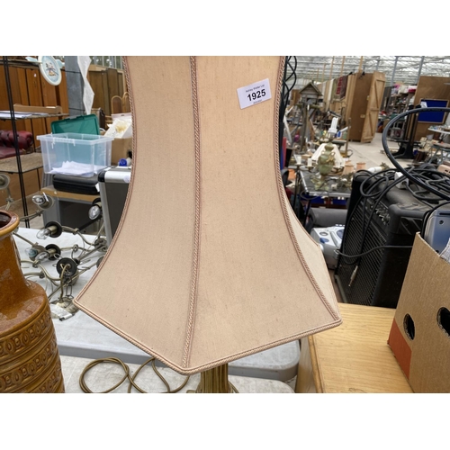 1925 - A GILT TABLE LAMP AND A PAIR OF BRASS PUSH PLATES