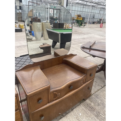 2503 - A MID 20TH CENTURY OAK DRESSING TABLE (LACKING MIRROR)