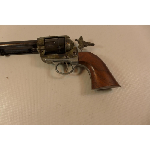 309 - A REPLICA BLANK FIRING COLT REVOLVER WITH 14CM BARREL