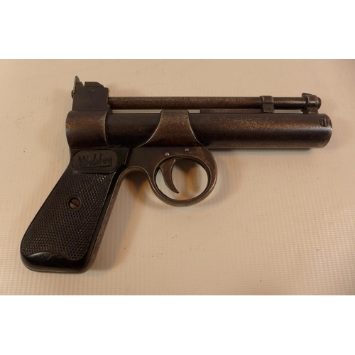 318 - A WEBLEY 177  CALIBRE JUNIOR AIR PISTOL, WITH 15.5CM BARREL. SERIAL NUMBER 644