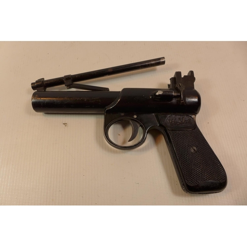 321 - A WEBLEY 177 CALIBRE AIR PISTOL WITH A 15CM BARREL SERIAL NUMBER 198