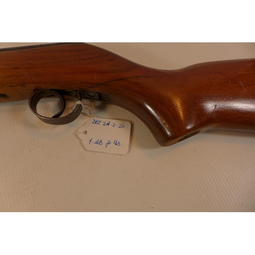 324 - A 177 CALIBRE AIR RIFLE, WITH 38CM BARREL MARKED A65