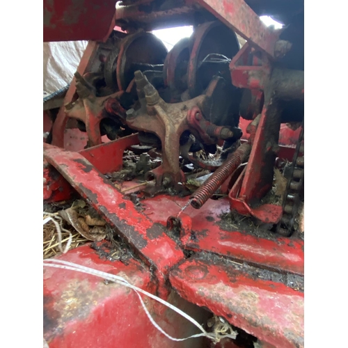 229 - MASSEY FERGUSON 20-8 BALER  LAST USED ABOUT 6 YEARS AGO. 2 SPARE WHEELS & TYRES, ALWAYS STORED UNDER... 