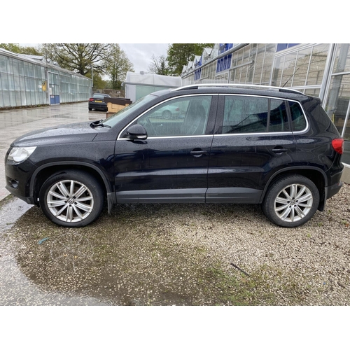 160 - VOLKSWAGEN TIGUAN SPORT 2L TDI -YS09 AOK-2009-NO VAT- 5 DOOR -  6 SPEED DIESEL-TOP SPEC- -103254 MIL... 